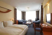 Grand Hotel Monopole Отели в г. 