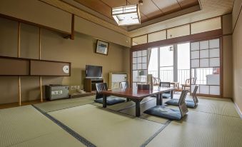 Tsuruga Tonneru Onsen Kitaguni Grand Hotel (Fukui)