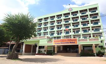 Vansana Riverside Hotel - Housity