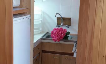 Woodmere Serviced Apartment
