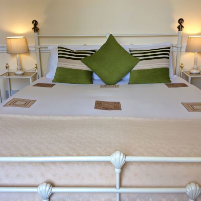 Double Room, 1 Queen Bed