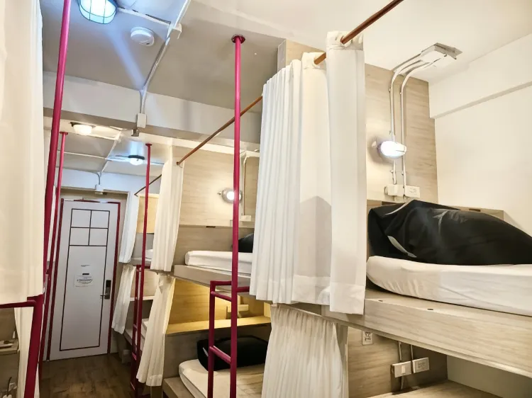 Bed In Bunk Bed In Female Dormitory Room-10 Beds (Female Only)