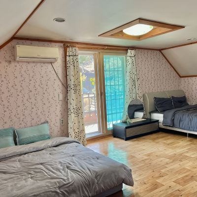 Dicentra Chungju Montmart Pension 쿠폰