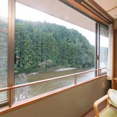 日式帶浴室河景房 川湯綠屋山水館飯店優惠
