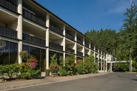 Bonneville Hot Springs Resort & Spa Hotels in 