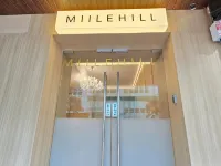 Miilehill Hotel By Maco at JB Town Center  호텔