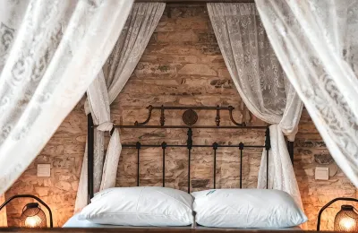 Lazaros Stonehouse Hotels in 