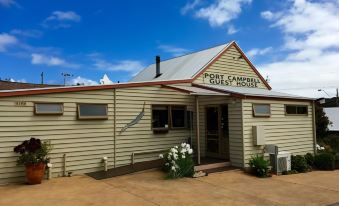Port Campbell Guesthouse & Flash Packers