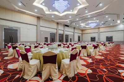 Raia Hotel & Convention Centre Alor Setar Hotéis em 