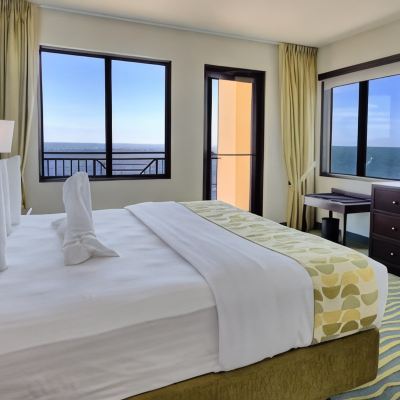 King Room with Pool View Edge Hotel Clearwater Beach Promo Code