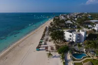 Hotel & Beach Club Ojo de Agua