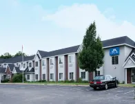 Americas Best Value Inn and Suites Racine