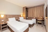 Slim Curitiba Av Das Torres Các khách sạn ở 