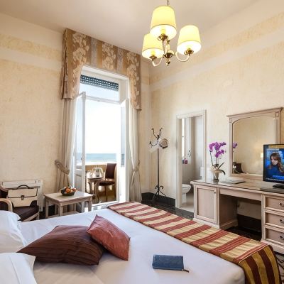 Double room sea view with balcony Grand Hotel Royal Promo Code