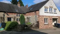 Charming cottage in rural village, ideal for Carsington Water and Peak District Hotels in 