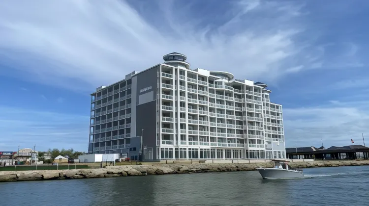 Cambria Hotel Ocean City - Bayfront Exterior
