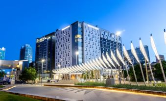 Homewood Suites by Hilton Calgary Downtown