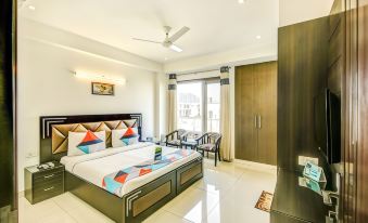 FabExpress Hemkunt Residency Noida