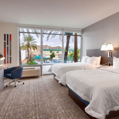 豪華兩張大床房 阿納海姆度假村會議中心歡朋套房酒店優惠