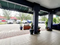 Pine Lodge BY EVR Previously YSS indrawasih Hotels in Perai