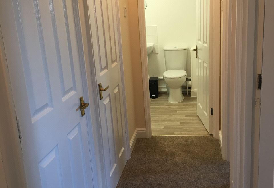 Eaton Ford Green Apartment - Housity
