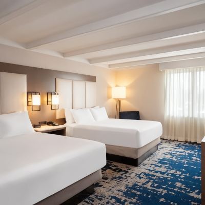 Standard Queen Room With Mobility Accessible Tub Crowne Plaza Albany - the Desmond Hotel Promo Code