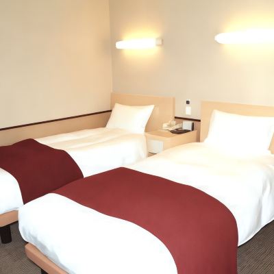 Twin with Bath - Non Smoking Global Hotel Promo Code