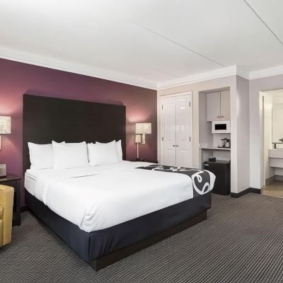 豪華行政特大床房 弗雷斯諾優勝美地拉坤塔酒店優惠