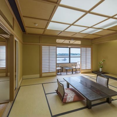 Danran No Ma Japanese-Style Room With 10-12.5 Tatami Mats And An Adjoining Room Overlooking Lake Shibayama-Smoking-Lake View 片山津温泉元湯の宿 かのや光楽苑 クーポン
