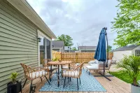 Peaceful Pet-Friendly Cottage Near Starved Rock+EV Charger+Fully Fanced Yard!