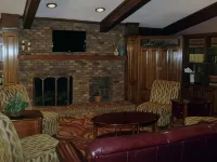 Quality Inn & Suites Searcy I-57