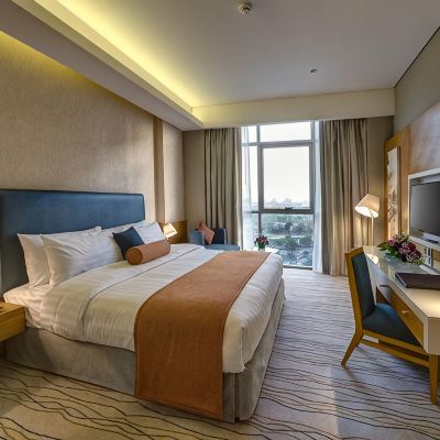 Deluxe King Room Non smoking Royal Continental Hotel Promo Code