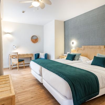 Junior Suite Standard 3 Adults + 1 Child Esmeralda Maris Promo Code