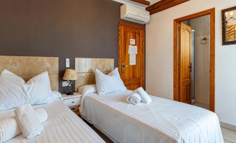 Hotel El Rullo - Housity