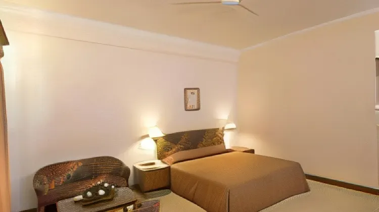 Hotel Express Residency-Jamnagar Room
