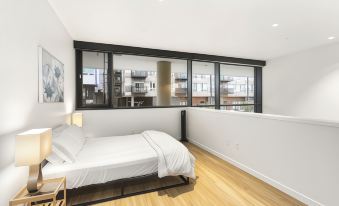 Urban Loft in Redmond Core