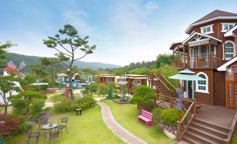Gyeongju the Jineum Pension (Near Private Pool Villa, Bomun Complex and Bulguksa Temple)