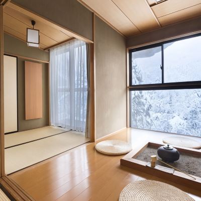 [Relax With The Murmuring Of The Kakusenkei Stream And The Bamboo Grove]12.5 Tatami + Sunken Hearth Room [Standard] [Japanese Room] [Non-Smoking] [Garden View] 山中温泉　厨八十八 クーポン