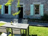 The Hauts de Kerity, 1920's house by the sea Hotels in Paimpol