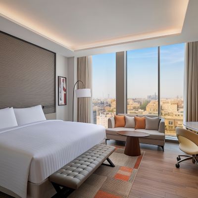 Premier Room, Guest Room, King, City View