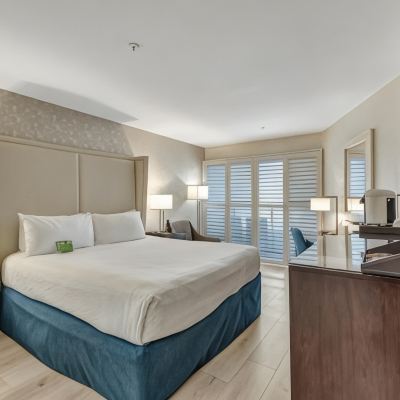 King Room with Balcony Ocean View Hotel Promo Code