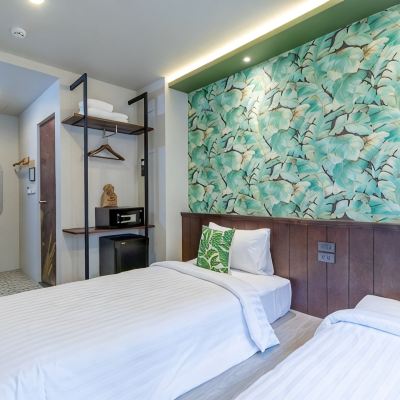 Standard Twin Room Foodotel Promo Code