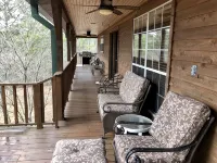 Secluded 3 Acres on the White River.  Custom Cabin with HotTub and Fire Pit!!! Hotels in Izard County