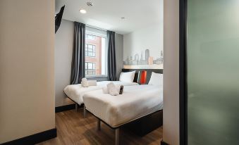 EasyHotel Cardiff