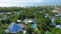 Kellys Beach Resort