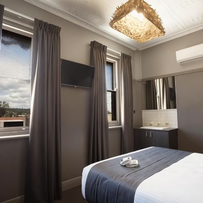 Queen Room with Shared Bathroom Comfort Nags Head Hotel Promo Code