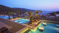 Friemily Poolvilla & Hotel