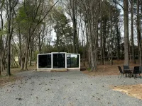 諾伍德蒂勒裡湖畔湖景微型度假屋 斯坦利縣住宿飯店