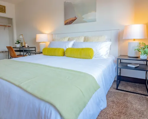 HISTORIC 1890s Rexburg Loft - 2 Q, 1 K Laundry, 2 blocks to BYUI, Clean & Fun! 雷克斯堡住宿飯店