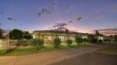 Chinchilla Motor Inn Hotels in 